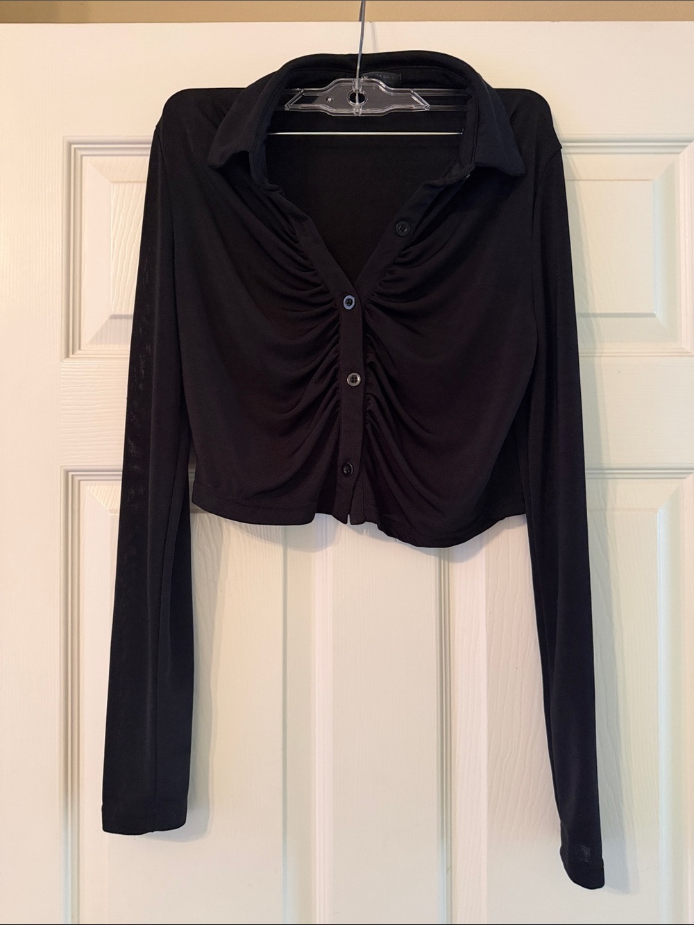 SHEIN Black Ruched Button-Down Crop Shirt